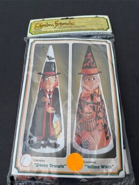 Vintage 1970s  Wilma Witch Halloween Lawn Decoration & Plant Plastic Cover